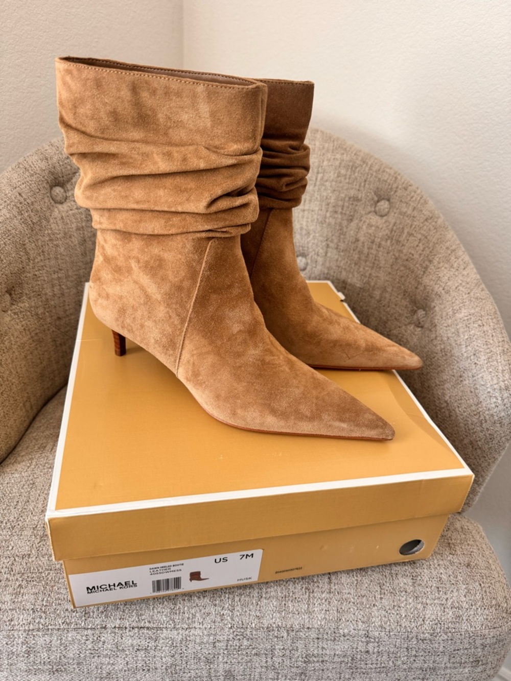 Michael Kors DAWN Suede Slouch Pointed-Toe Kitten Heel Boots SIZE US 7 NEW